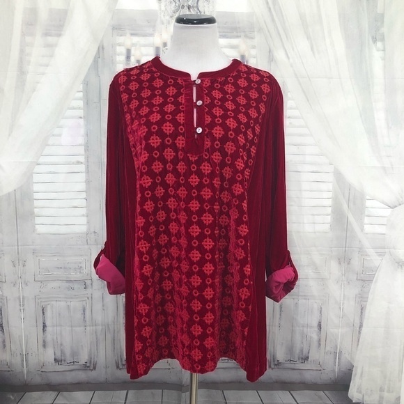John Mark Plus Red Faux Velvet Embroidered Roll-Tab Sleeve Half Button Tunic Top - Picture 2 of 13
